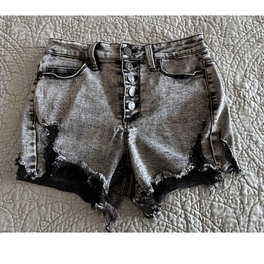 Y2K Urban Grunge Acid Wash Denim Shorts Button Fly Raw Hem Size 5 Banjara